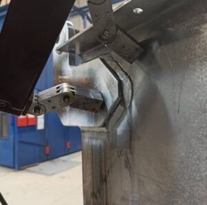 F69881fc 4125 4b6b 9234 B79d2819483a 300x297